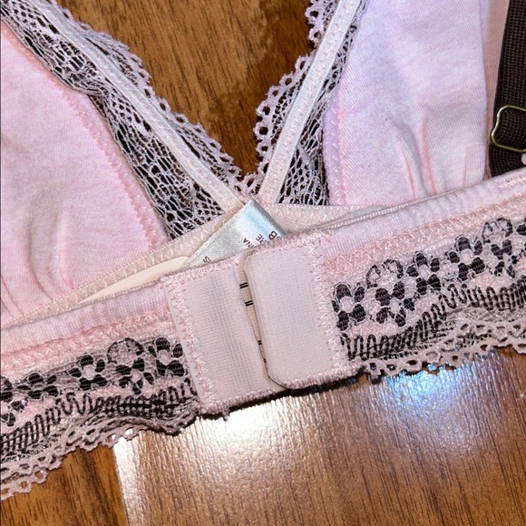 NWT Victoria’s Secret No Wire Lace Bralette - Picture 8 of 12